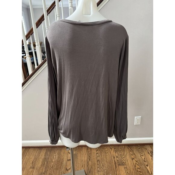 Lola & Sophie Grey Blouse Size Large - Picture 2 of 3